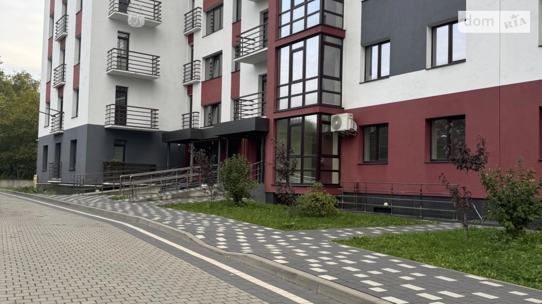 Продается 3-комнатная квартира 85.3 кв. м в Дрогобыче, ул. Леси Украинки, 44 - фото 2