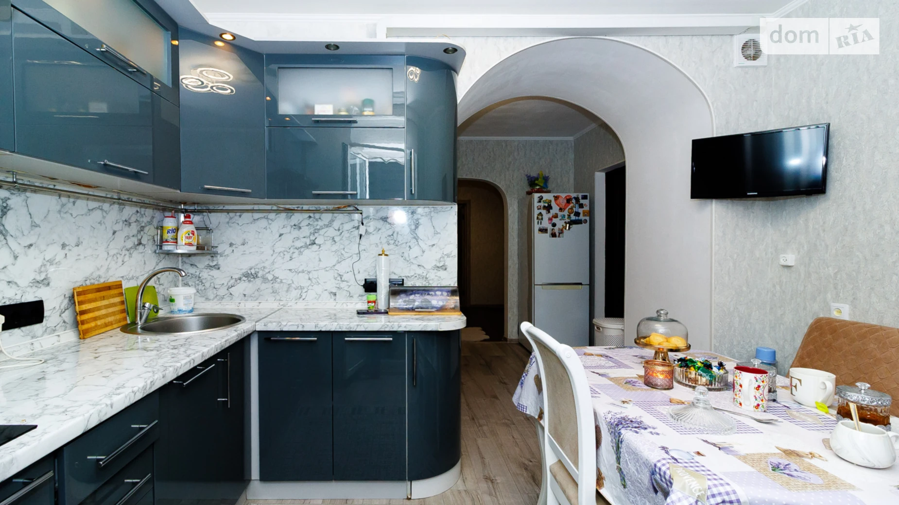 Продается 3-комнатная квартира 77 кв. м в Киеве, цена: 78000 $ - фото 2
