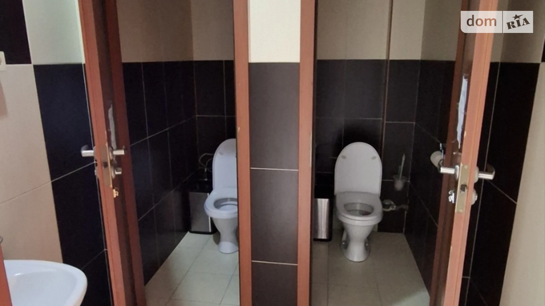 Продается офис 1240.2 кв. м в бизнес-центре, цена: 744000 $ - фото 4