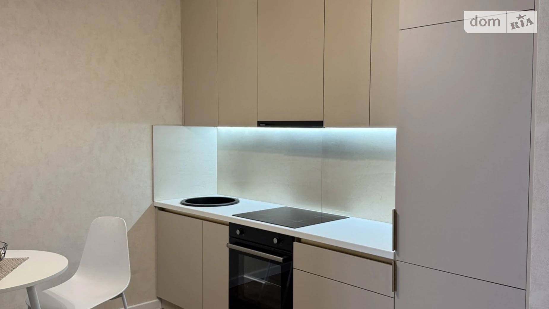 2-кімнатна квартира 65 кв. м у Тернополі, вул. Київська, 9Д - фото 5