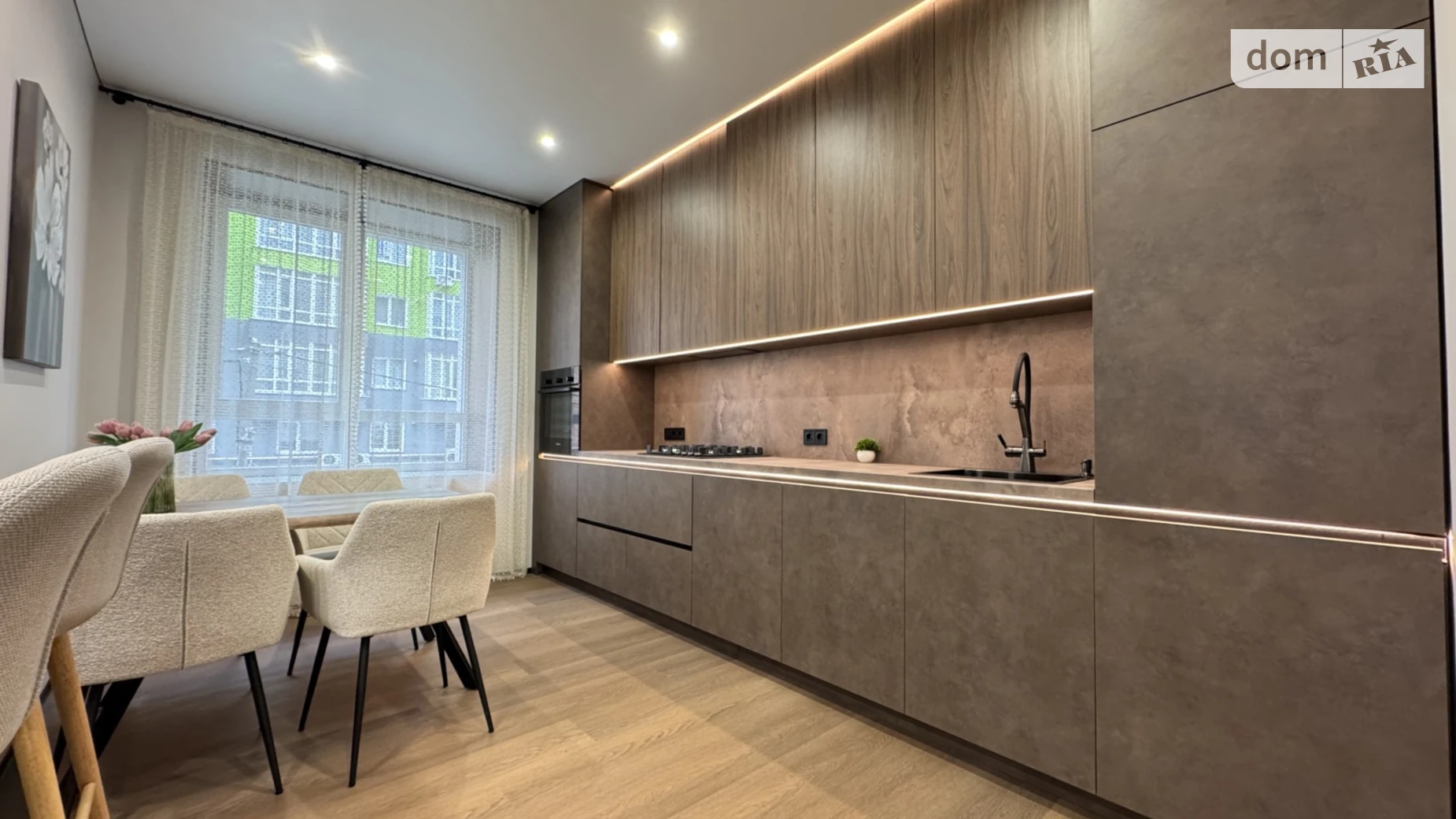 Продается 3-комнатная квартира 93 кв. м в Криховцах - фото 2