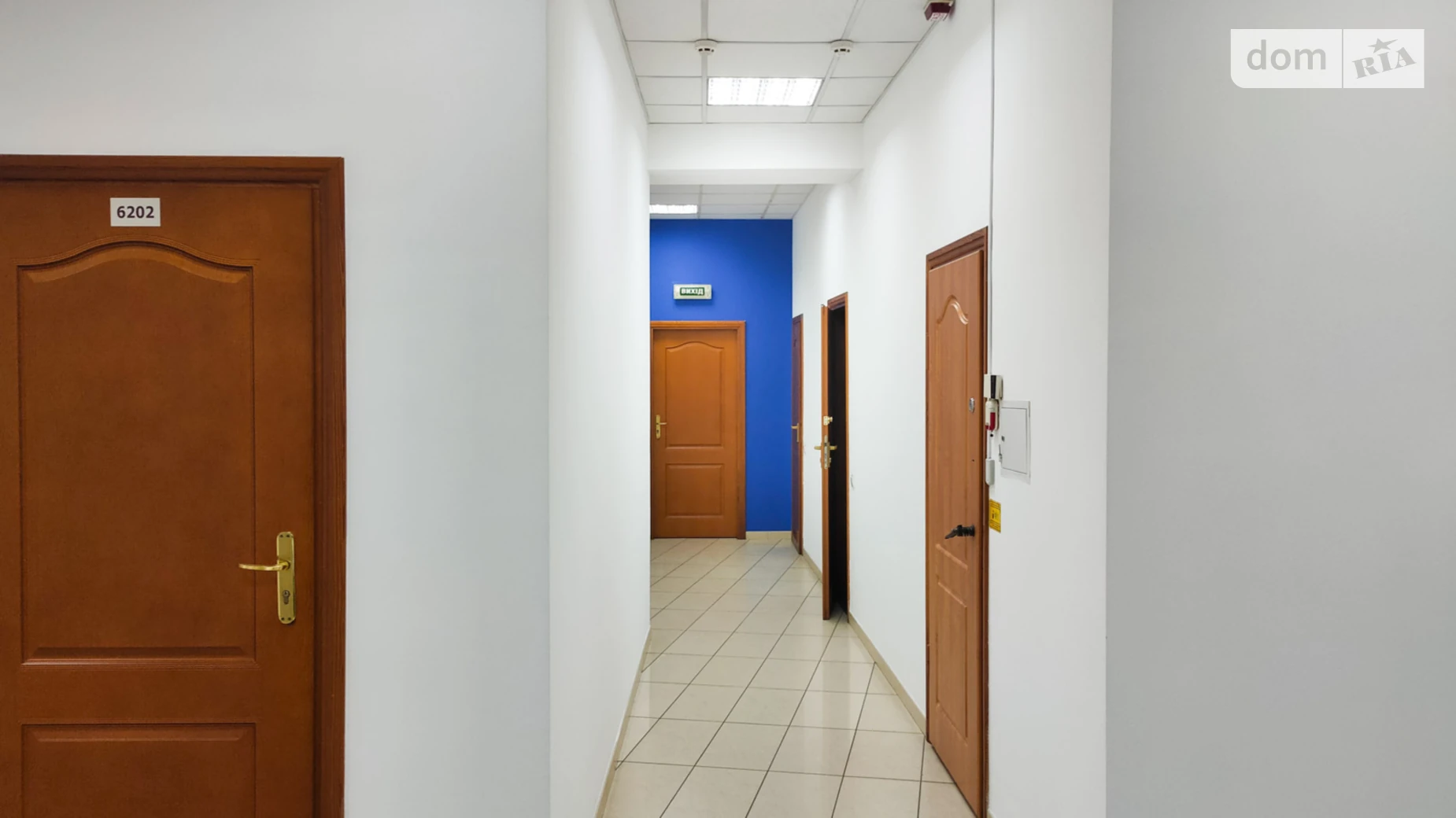 Сдается в аренду офис 18.2 кв. м в бизнес-центре, цена: 5824 грн - фото 2