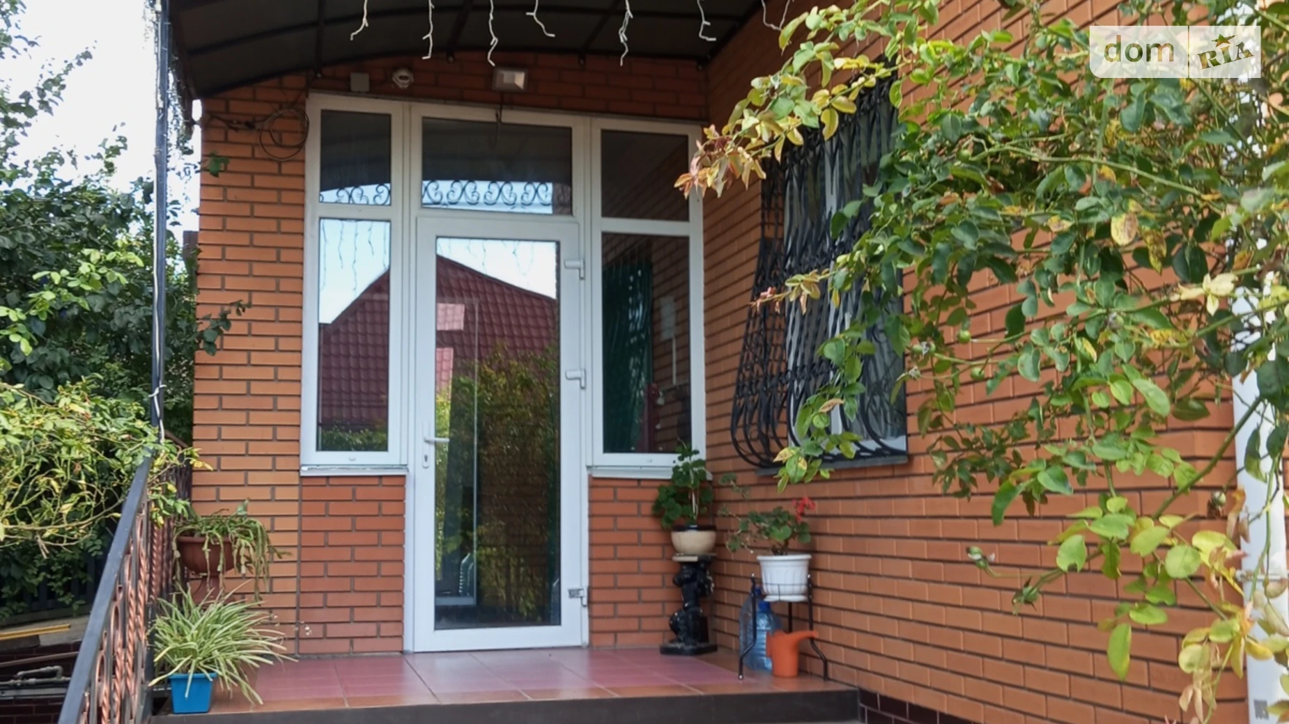 Продается дом на 2 этажа 175 кв. м с бассейном, цена: 125000 $ - фото 3