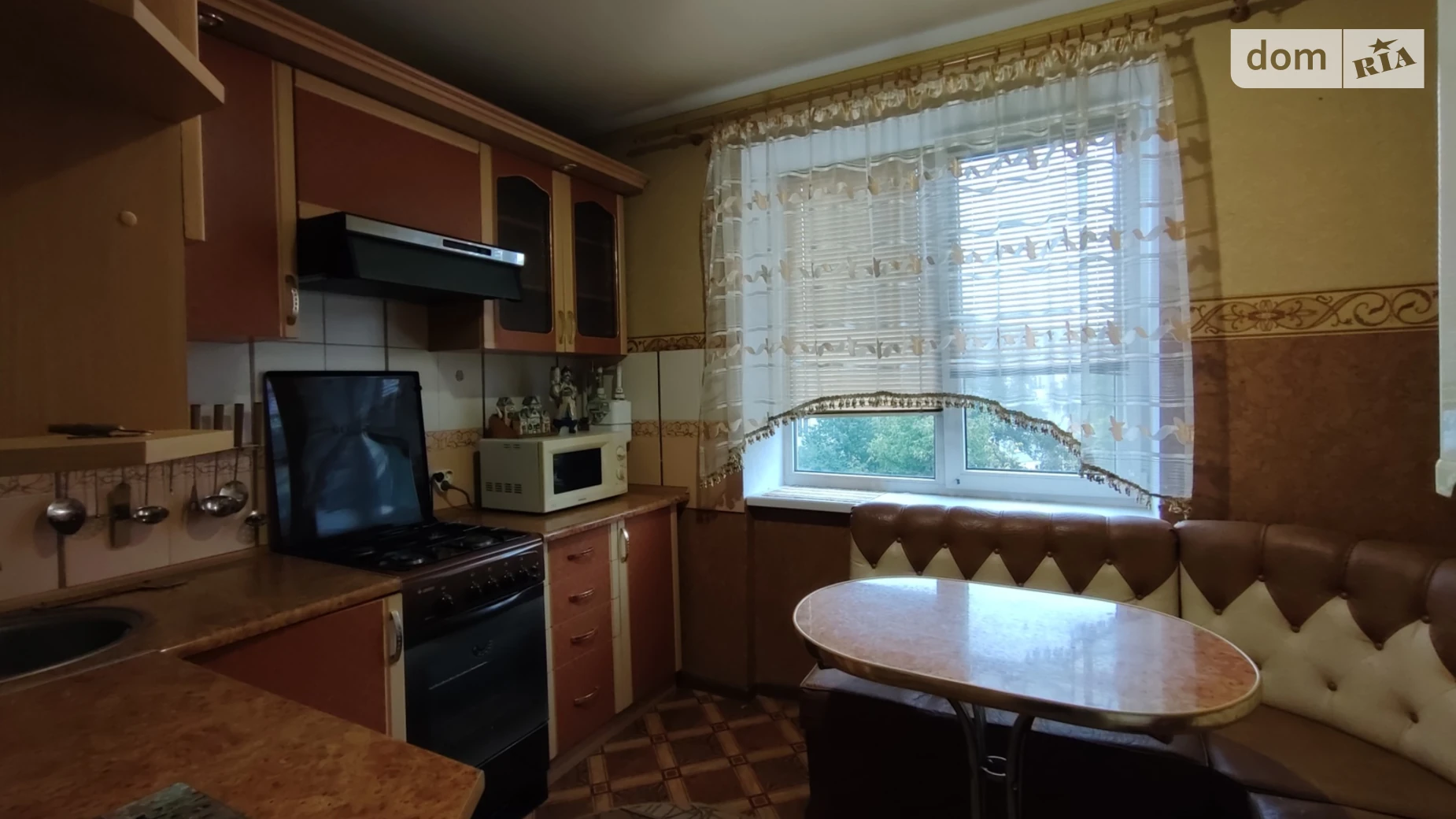 Сдается в аренду 2-комнатная квартира 49.8 кв. м в Ивано-Франковске, ул. Довженко А., 7 - фото 2