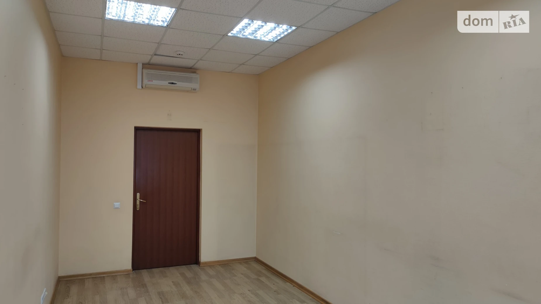 Сдается в аренду офис 18 кв. м в бизнес-центре, цена: 4140 грн - фото 3