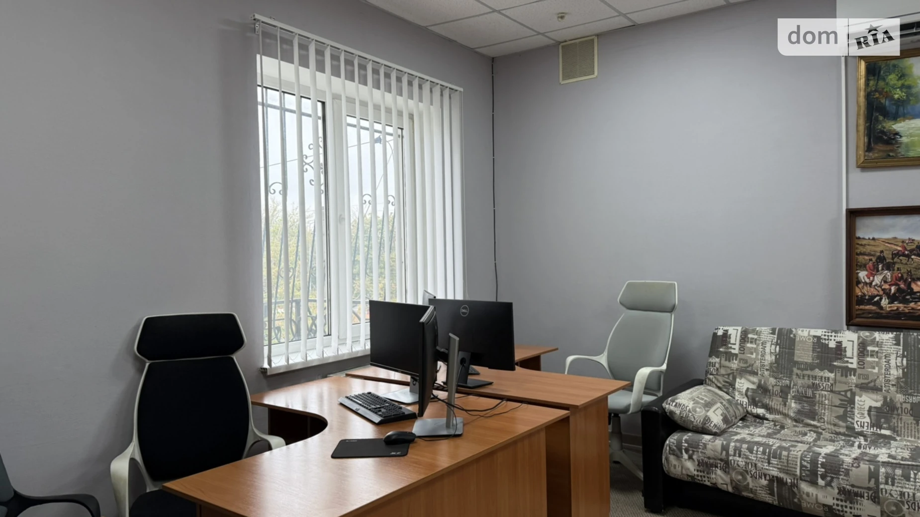 Сдается в аренду офис 80 кв. м в бизнес-центре, цена: 400 $ - фото 2