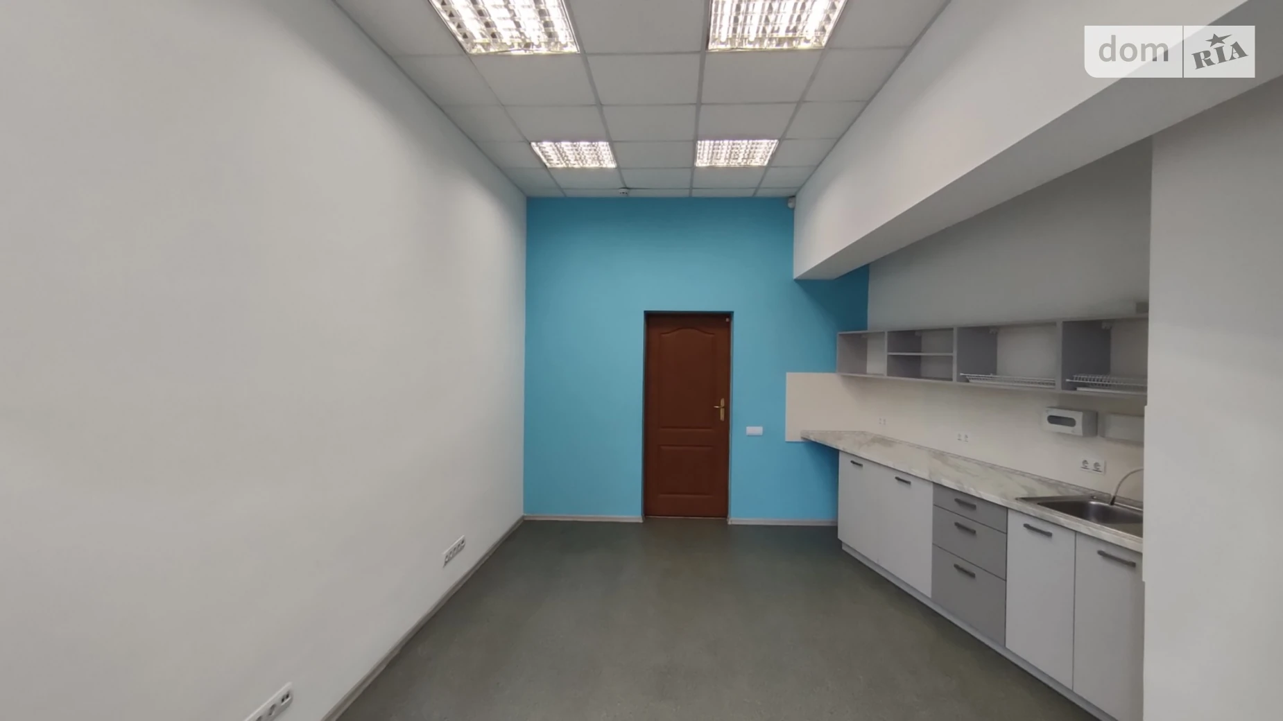 Сдается в аренду офис 21 кв. м в бизнес-центре, цена: 7350 грн - фото 2