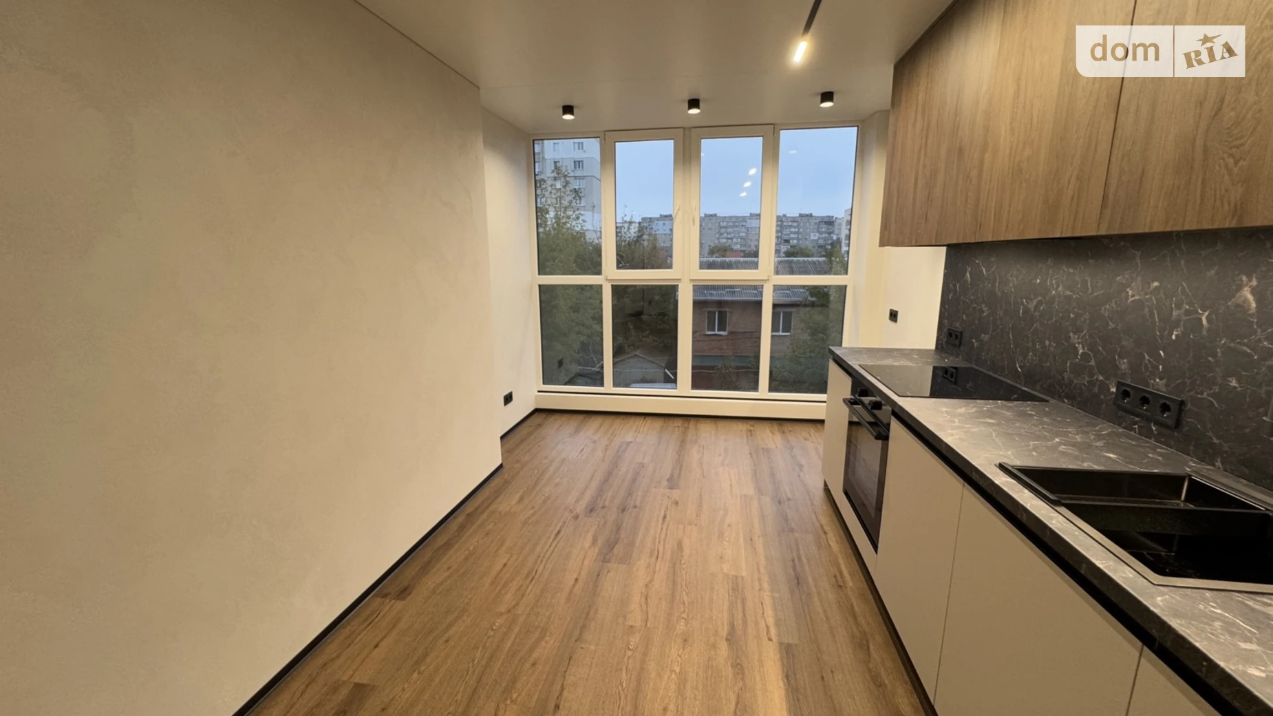 Продается 1-комнатная квартира 42 кв. м в Виннице, ул. Константина Василенко, 14А - фото 3