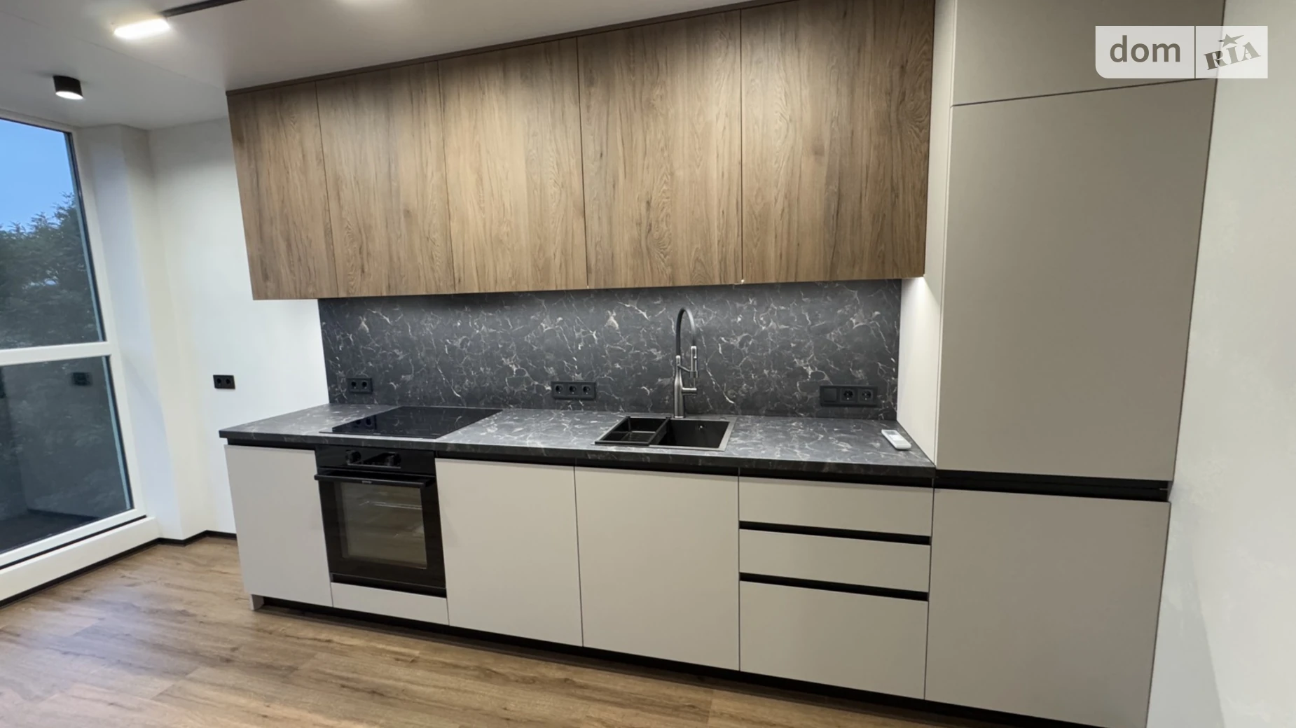 Продается 1-комнатная квартира 42 кв. м в Виннице, ул. Константина Василенко, 14А - фото 2