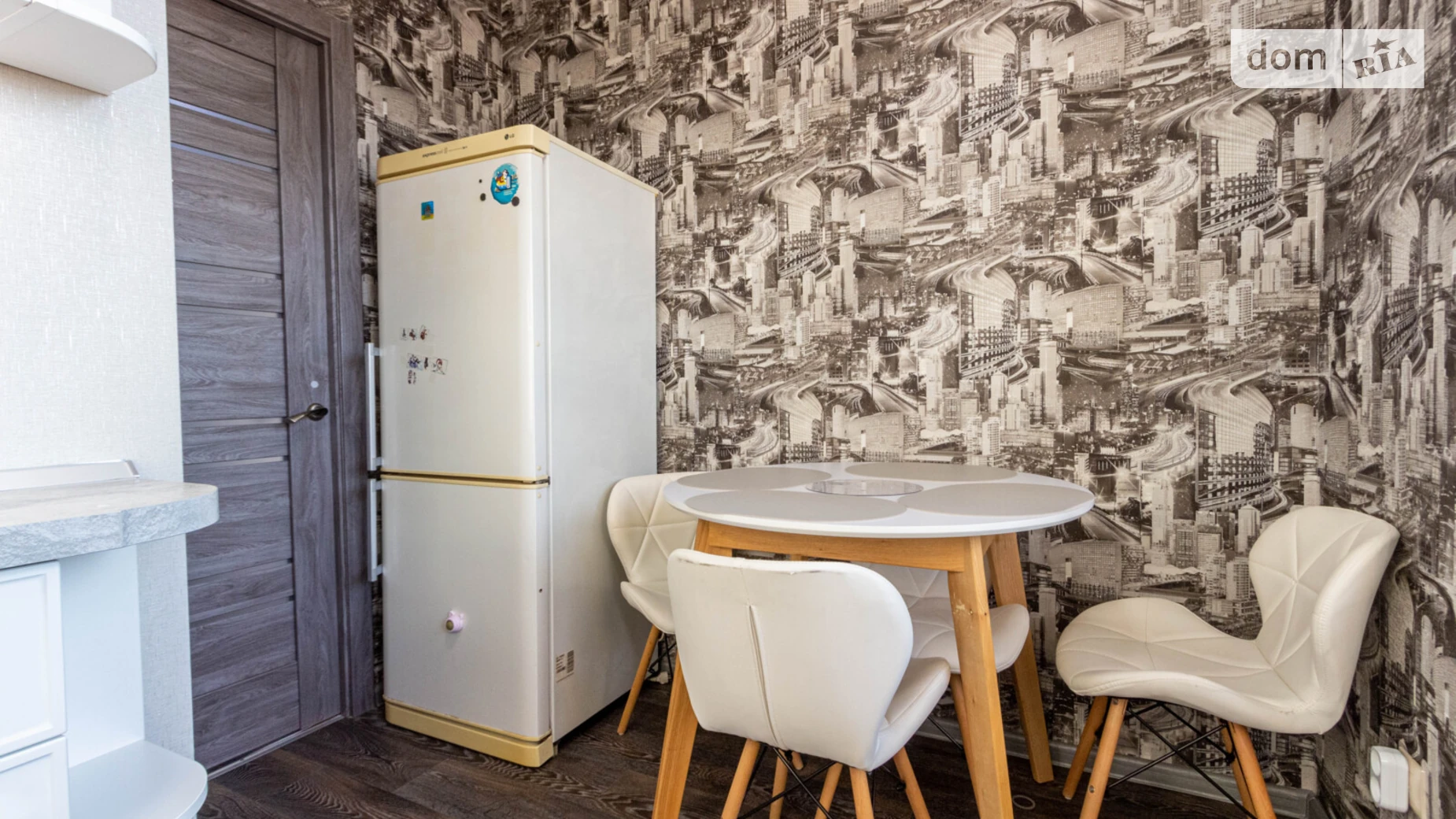 Продається 1-кімнатна квартира 25.6 кв. м у Києві, вул. Воскресенська, 11А - фото 2