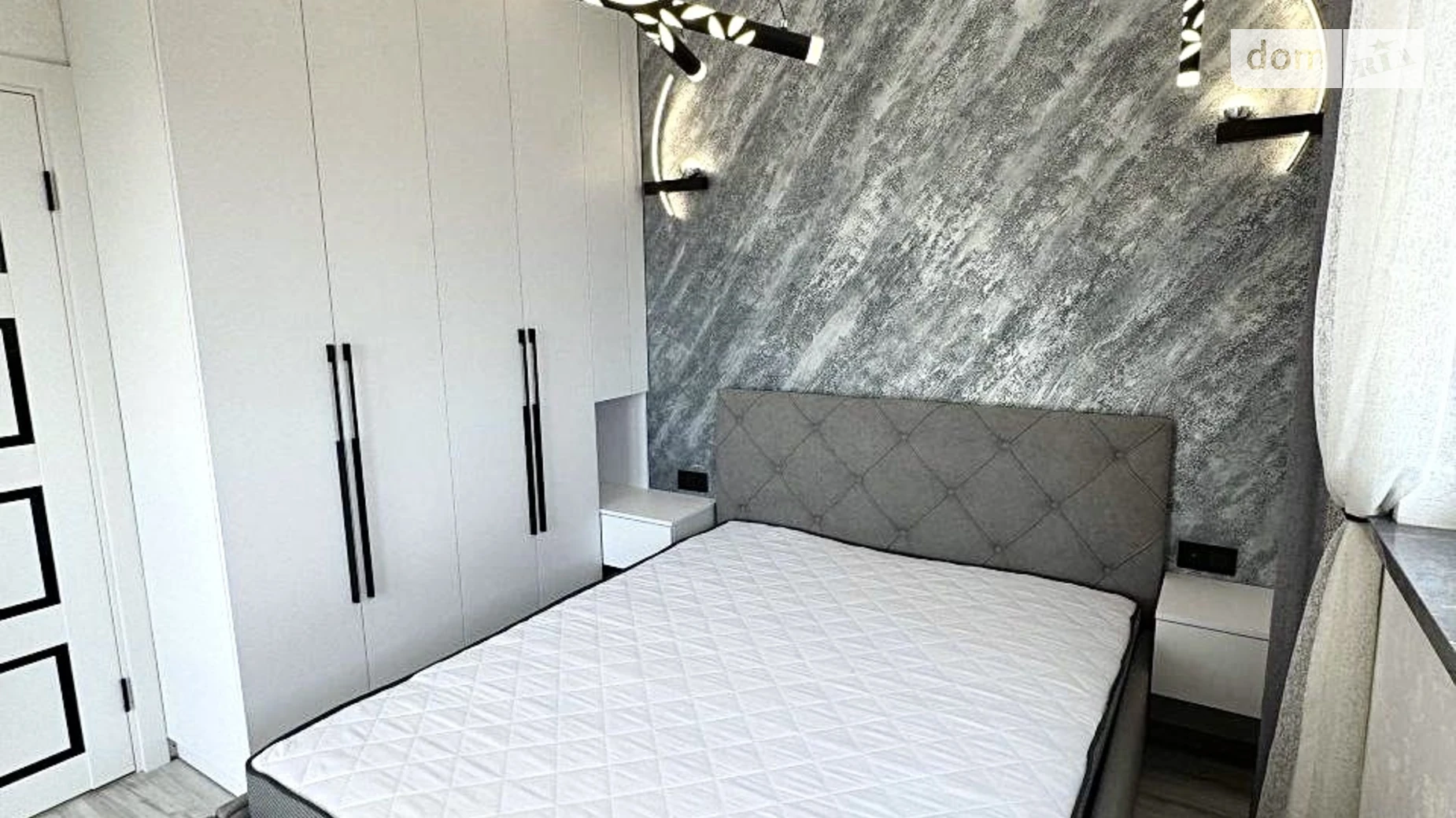 Сдается в аренду 2-комнатная квартира 65 кв. м в Одессе, ул. Краснова, 1А - фото 4