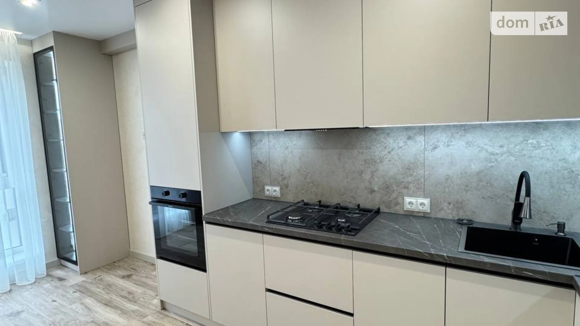 Продается 1-комнатная квартира 46.4 кв. м в Ровно, ул. Студенческая, 24 - фото 3