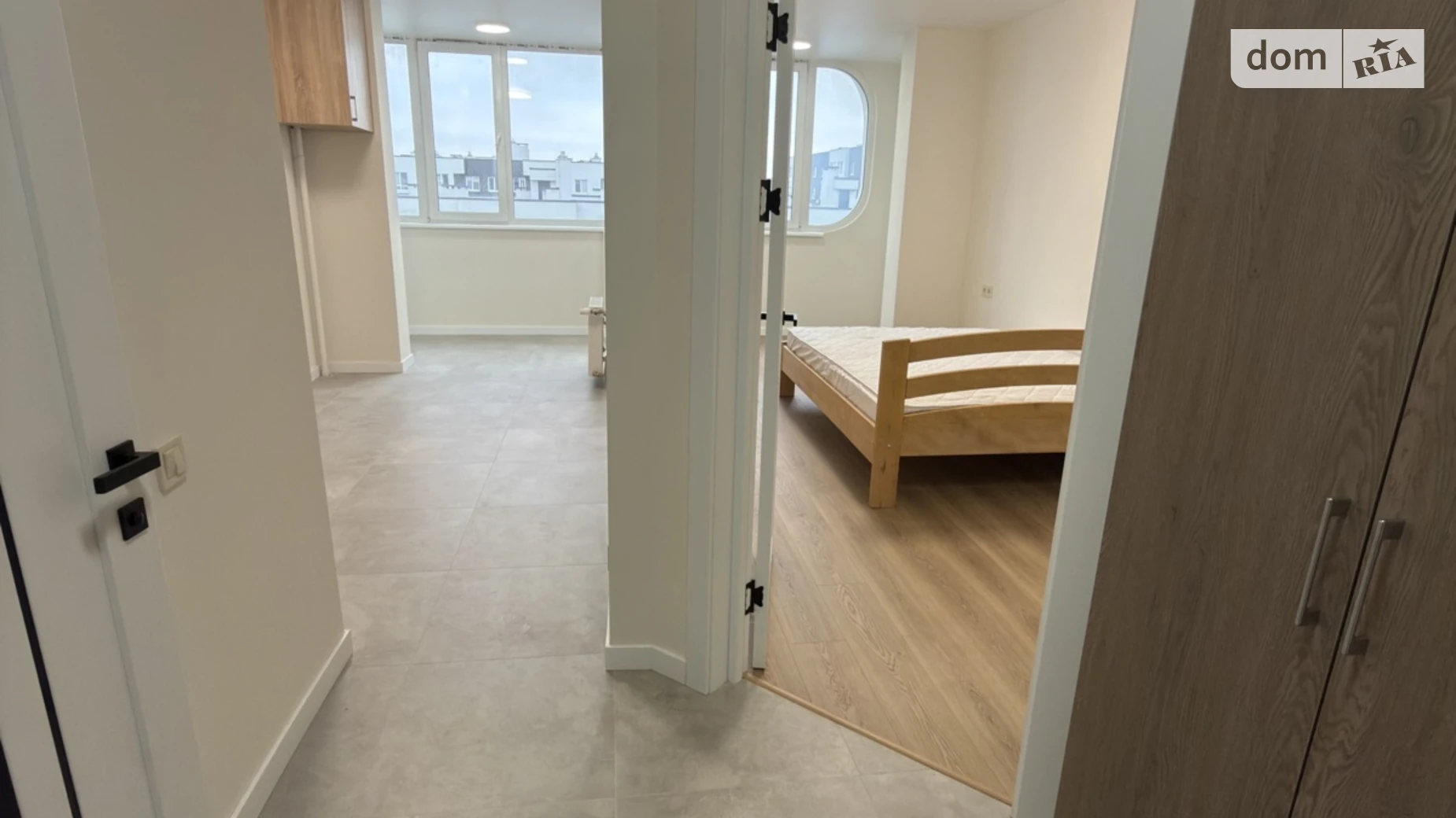 Здається в оренду 1-кімнатна квартира 41 кв. м у, цена: 500 $ - фото 2