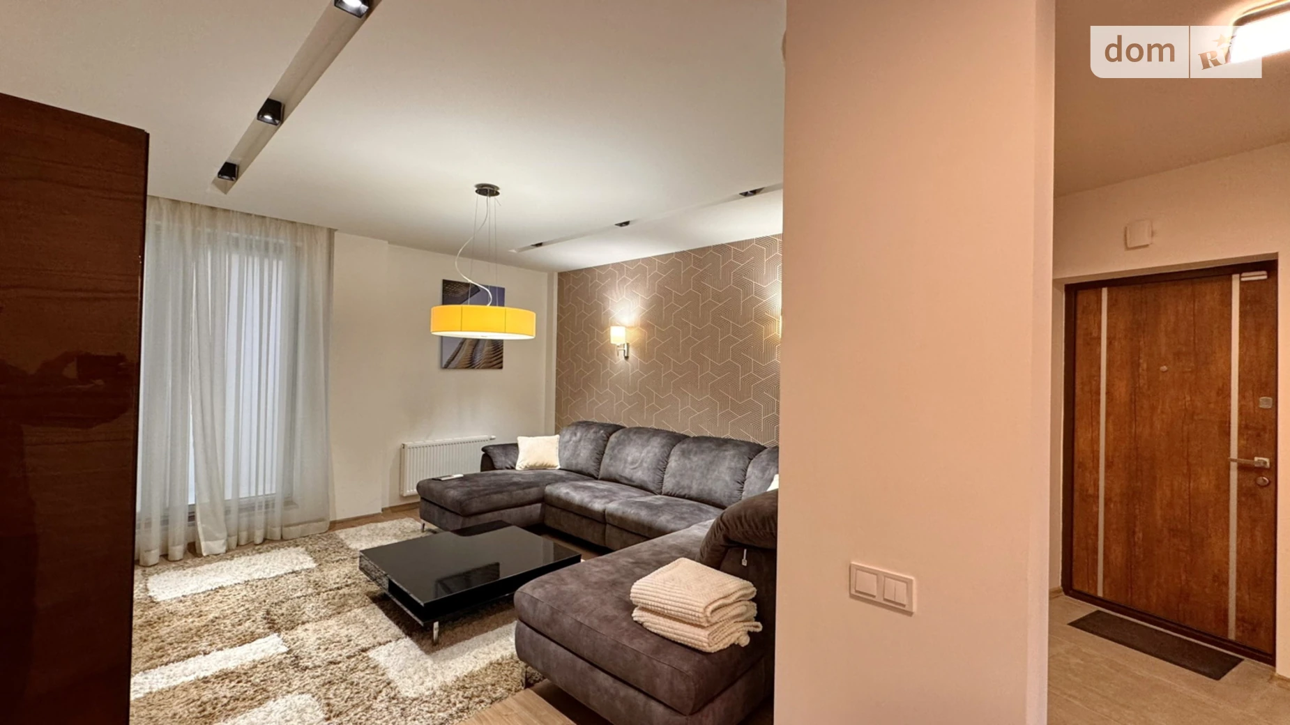 Продается 2-комнатная квартира 68.2 кв. м в Львове, ул. Пекарская, 30 - фото 2