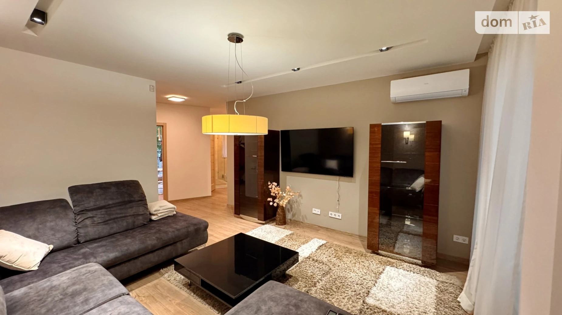 Продается 2-комнатная квартира 68.2 кв. м в Львове, ул. Пекарская, 30 - фото 4