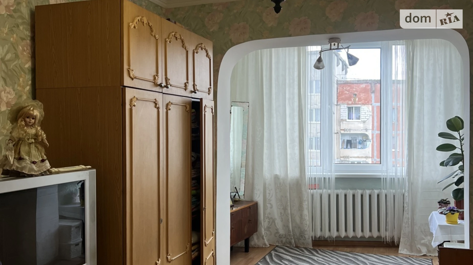 Продается 3-комнатная квартира 62.7 кв. м в Ровно, ул. Шухевича Романа - фото 2