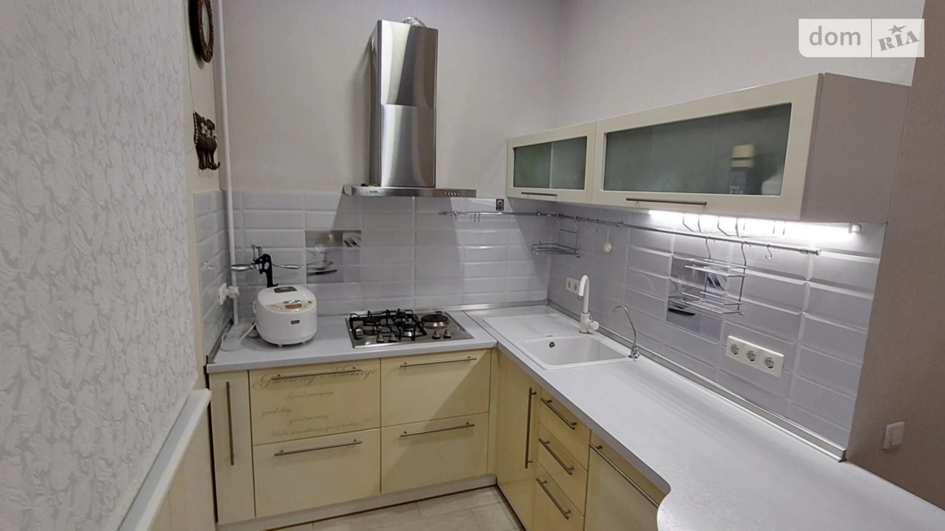 3-комнатная квартира 73.4 кв. м в Запорожье, просп. Соборный, 151 - фото 5