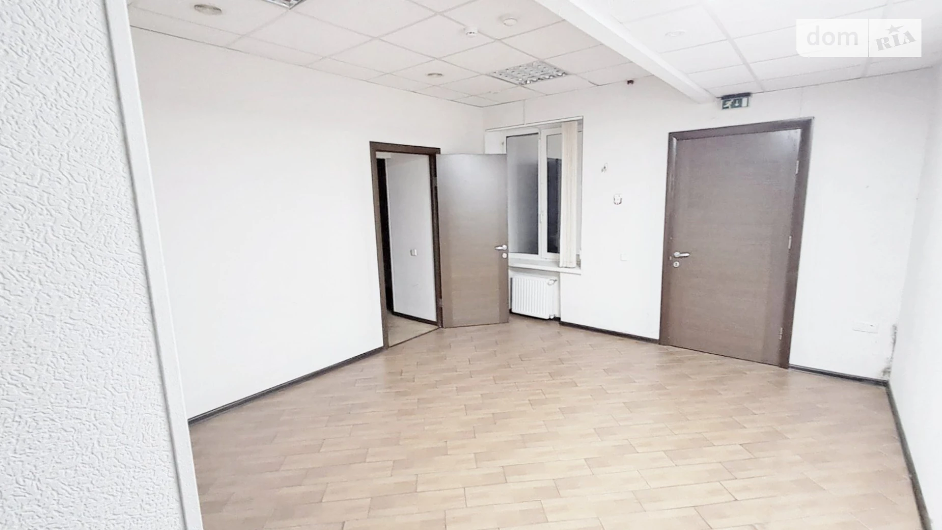 Сдается в аренду офис 77.5 кв. м в бизнес-центре, цена: 20040 грн - фото 3