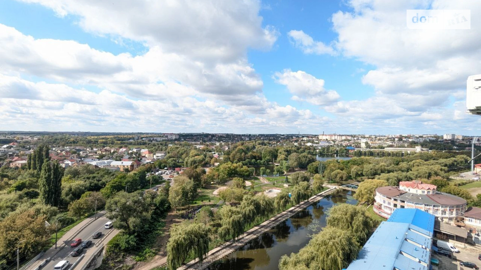 Продается 2-комнатная квартира 68.9 кв. м в Ровно, ул. Степана Бандеры, 1Е - фото 4