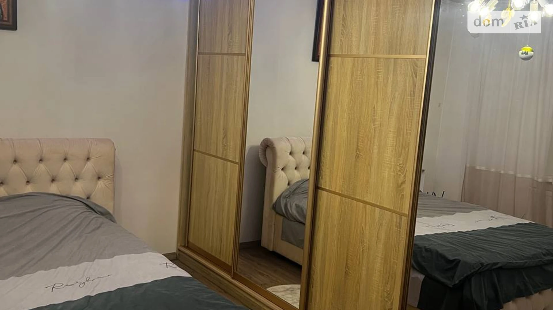 Продается дом на 2 этажа 1000 кв. м с гаражом, цена: 128000 $ - фото 5
