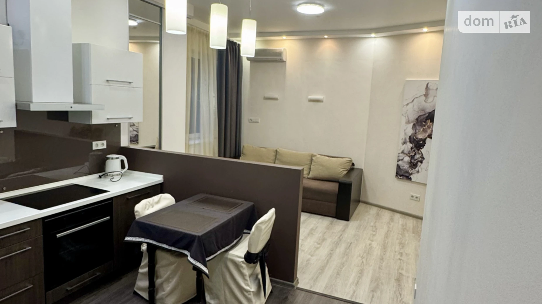 Продается 1-комнатная квартира 33 кв. м в Киеве, ул. Степана Руданского, 3А корпус 4 - фото 2