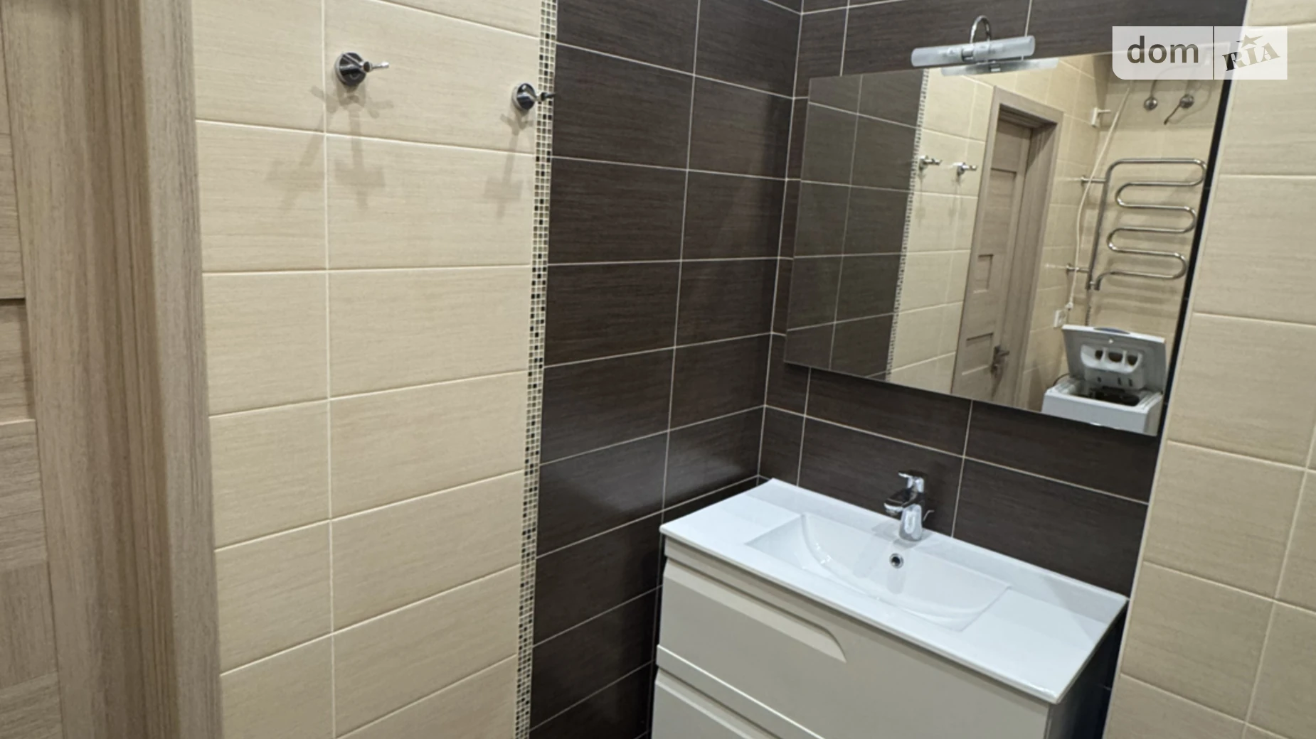 Продается 1-комнатная квартира 33 кв. м в Киеве, ул. Степана Руданского, 3А корпус 4 - фото 3