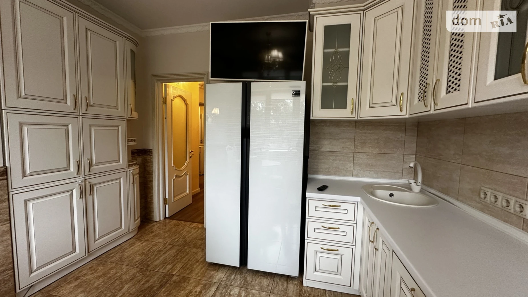 Продається 2-кімнатна квартира 61.7 кв. м у Києві, вул. Феодосійська, 1А - фото 5