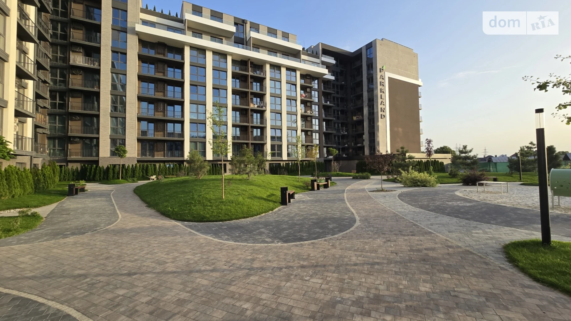 Продается 2-комнатная квартира 73.1 кв. м в Ужгороде, ул. Легоцкого, 80 корпус 4 - фото 2