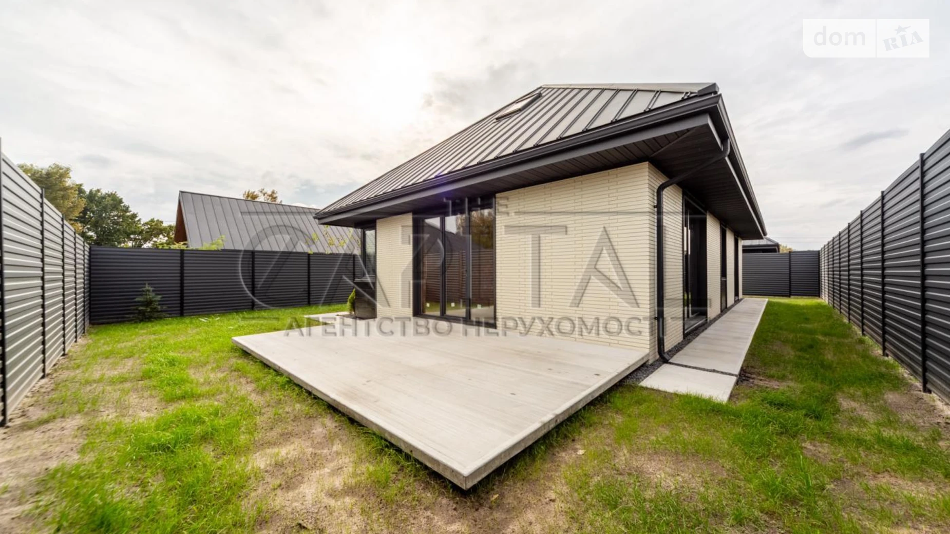 Продается дом на 2 этажа 160 кв. м с участком, цена: 125000 $ - фото 5