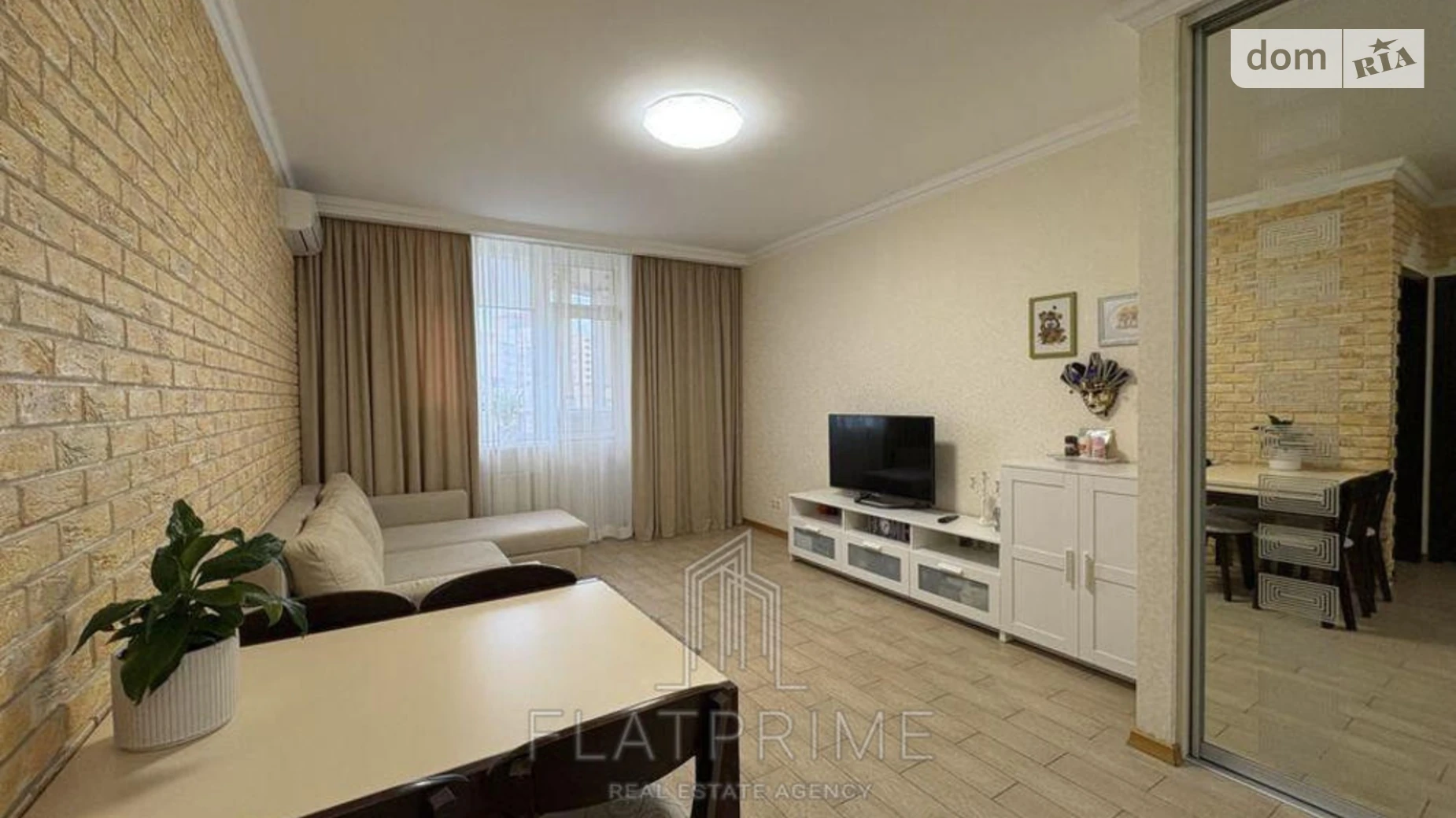 Продается 2-комнатная квартира 42.2 кв. м в Киеве, ул. Юлии Здановской(Михаила Ломоносова), 50/2 - фото 3