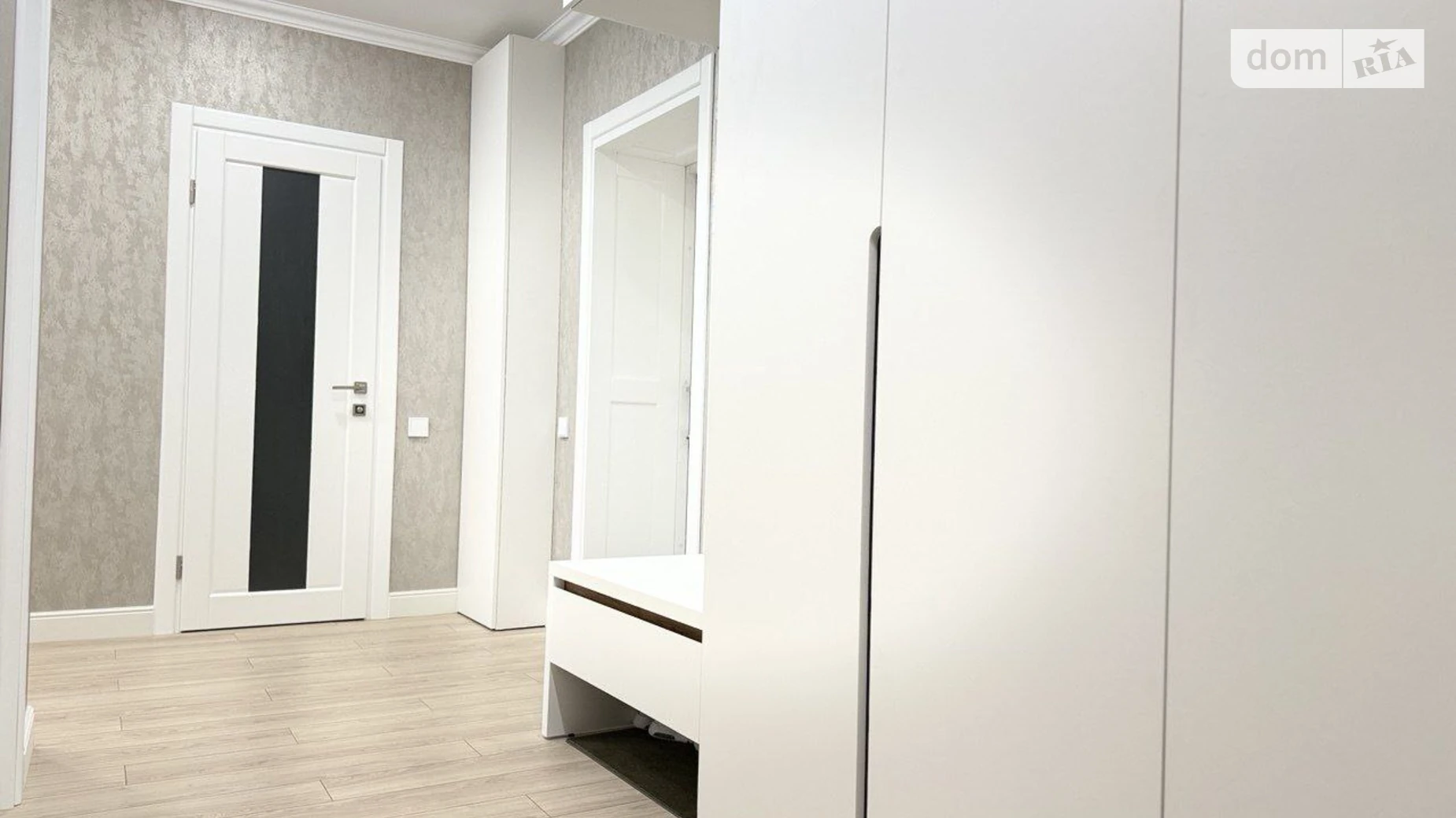 Продается 2-комнатная квартира 69 кв. м в Виннице, ул. Зодчих, 11 - фото 2