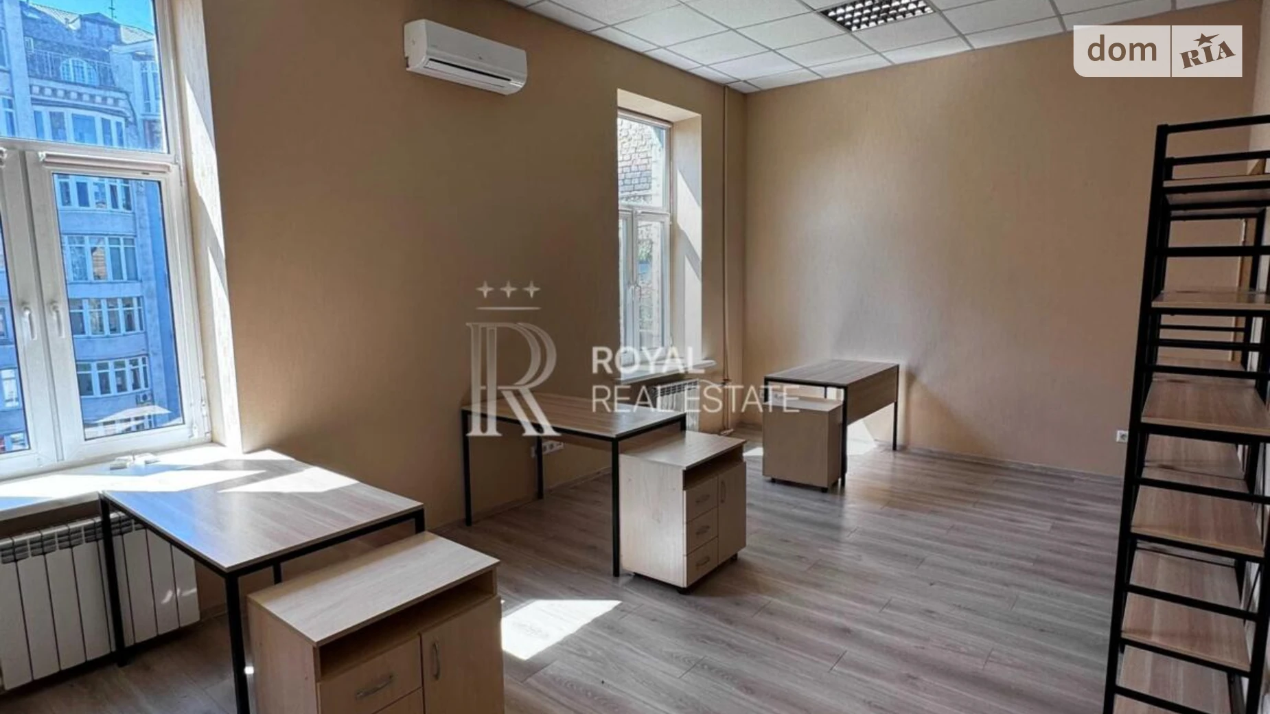 Сдается в аренду офис 280 кв. м в бизнес-центре, цена: 2500 $ - фото 5