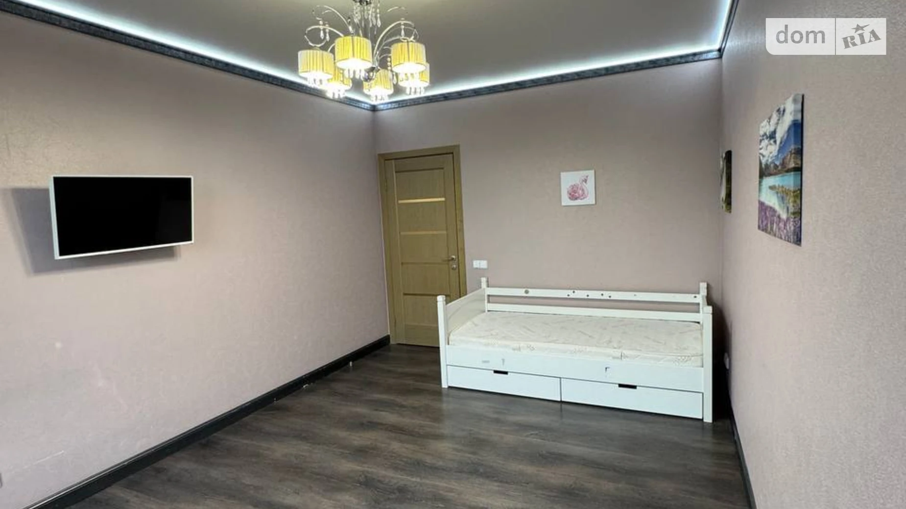 Продается 1-комнатная квартира 37.5 кв. м в Киеве, ул. Анатолия Петрицкого, 13 - фото 4