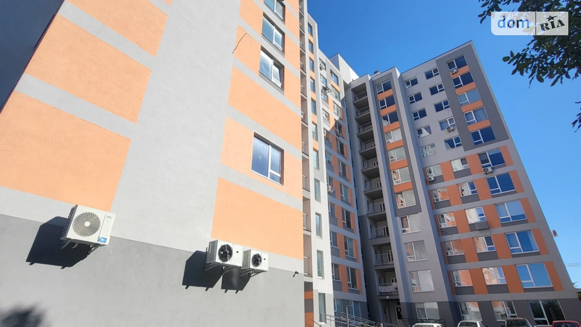 Продается 2-комнатная квартира 69.2 кв. м в Ровно, ул. Григория Сковороды, 4 - фото 2