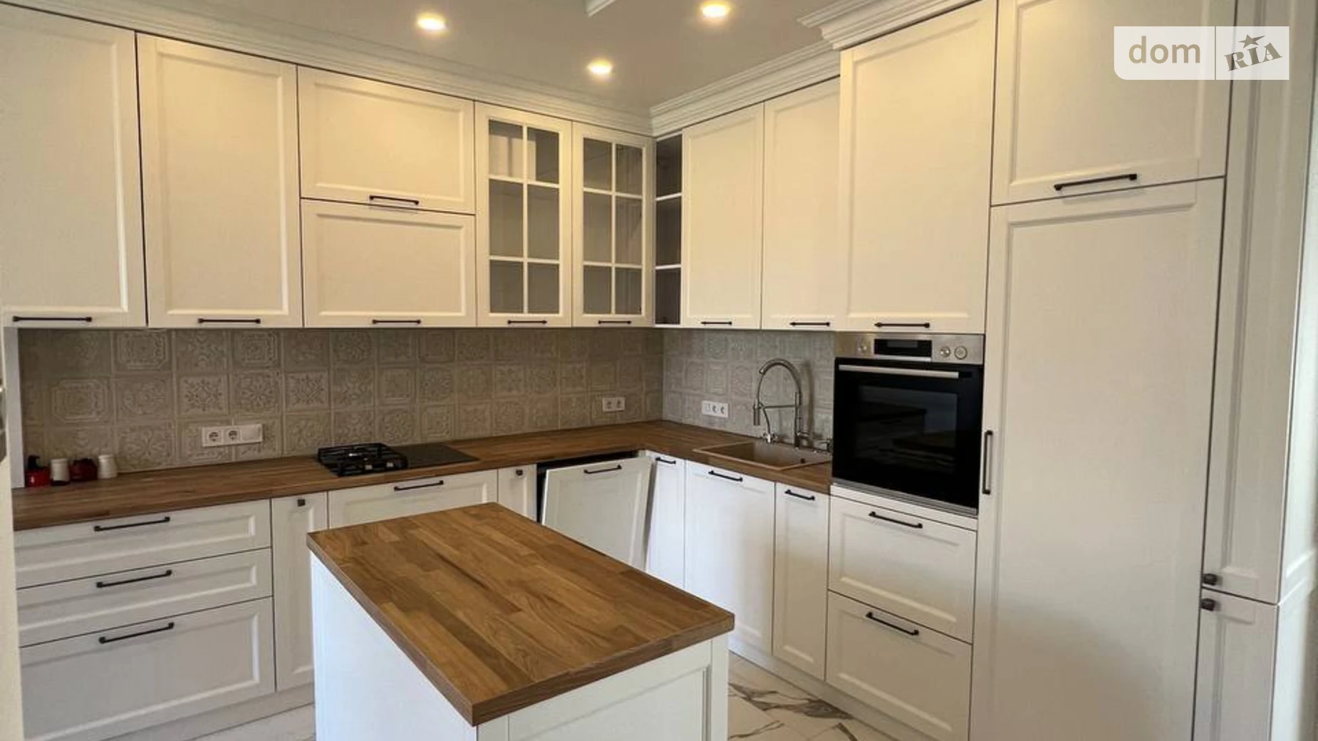 Продается часть дома 167 кв. м с подвалом, цена: 250000 € - фото 3