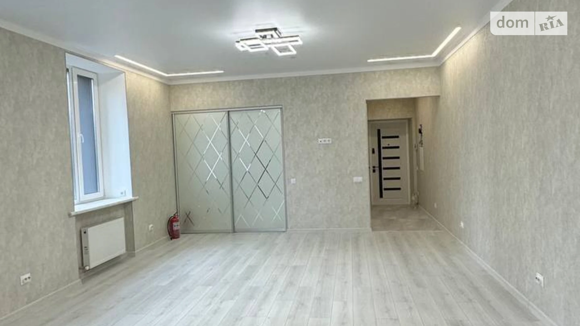 Сдается в аренду офис 52 кв. м в бизнес-центре, цена: 35000 грн - фото 2