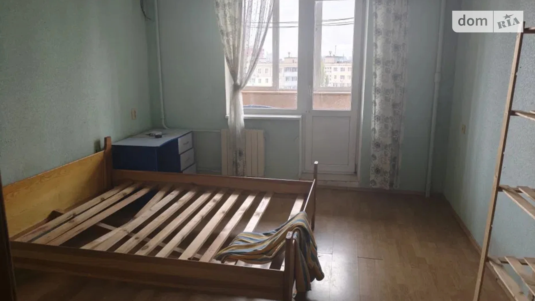 Продается 3-комнатная квартира 72.1 кв. м в Киеве, просп. Романа Шухевича(Генерала Ватутина), 4 - фото 2