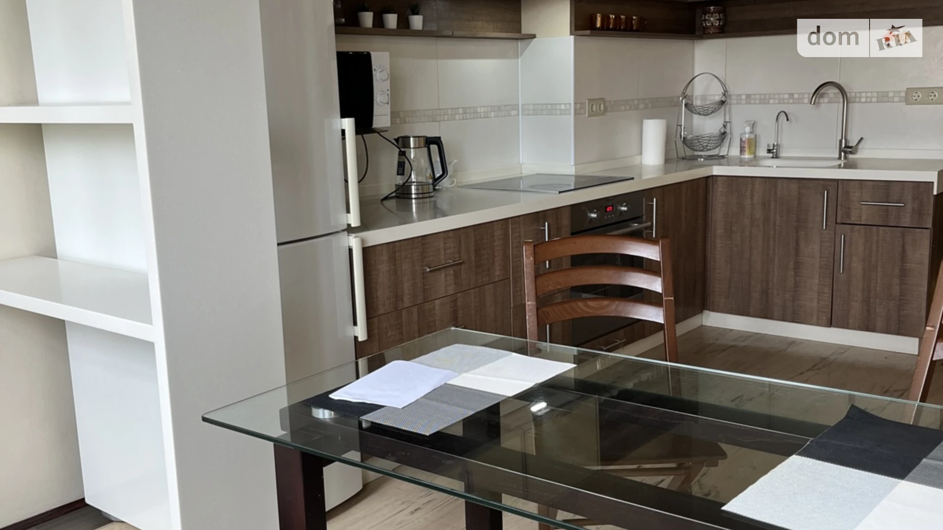 Сдается в аренду 1-комнатная квартира 51 кв. м в Одессе, ул. Базарная, 5/2 - фото 2