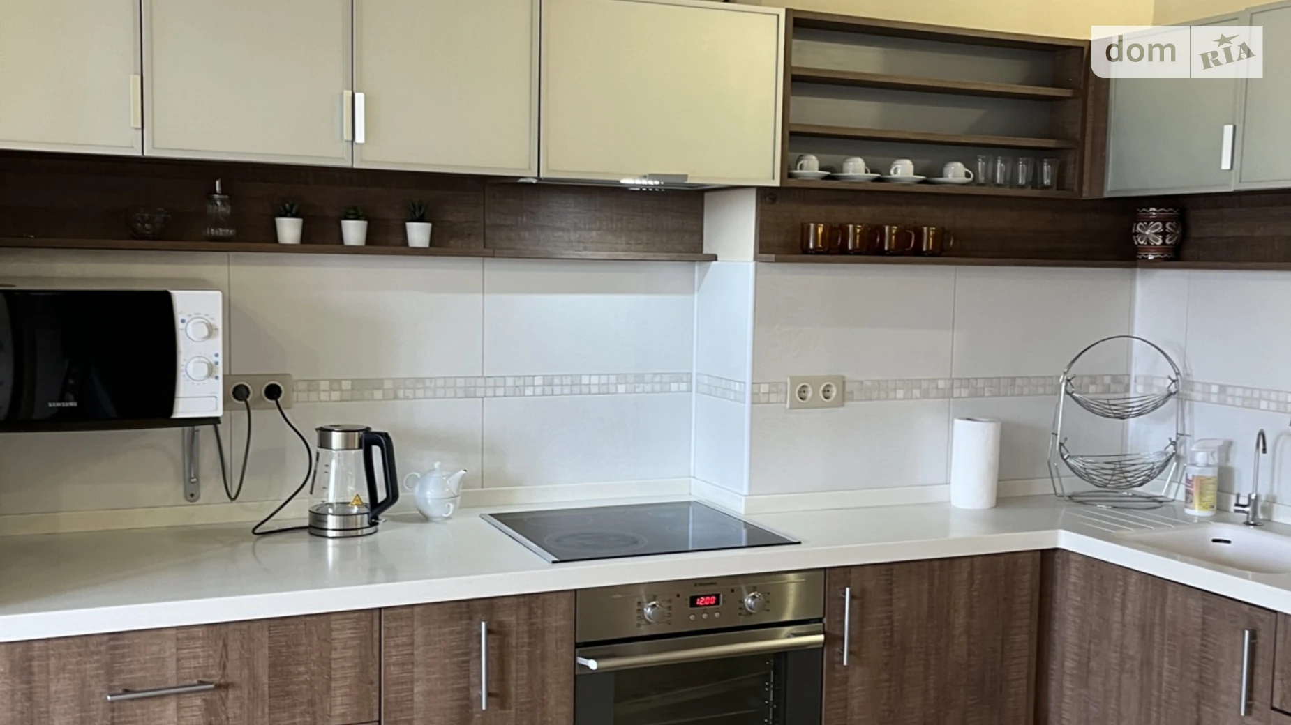 Сдается в аренду 1-комнатная квартира 51 кв. м в Одессе, ул. Базарная, 5/2 - фото 3