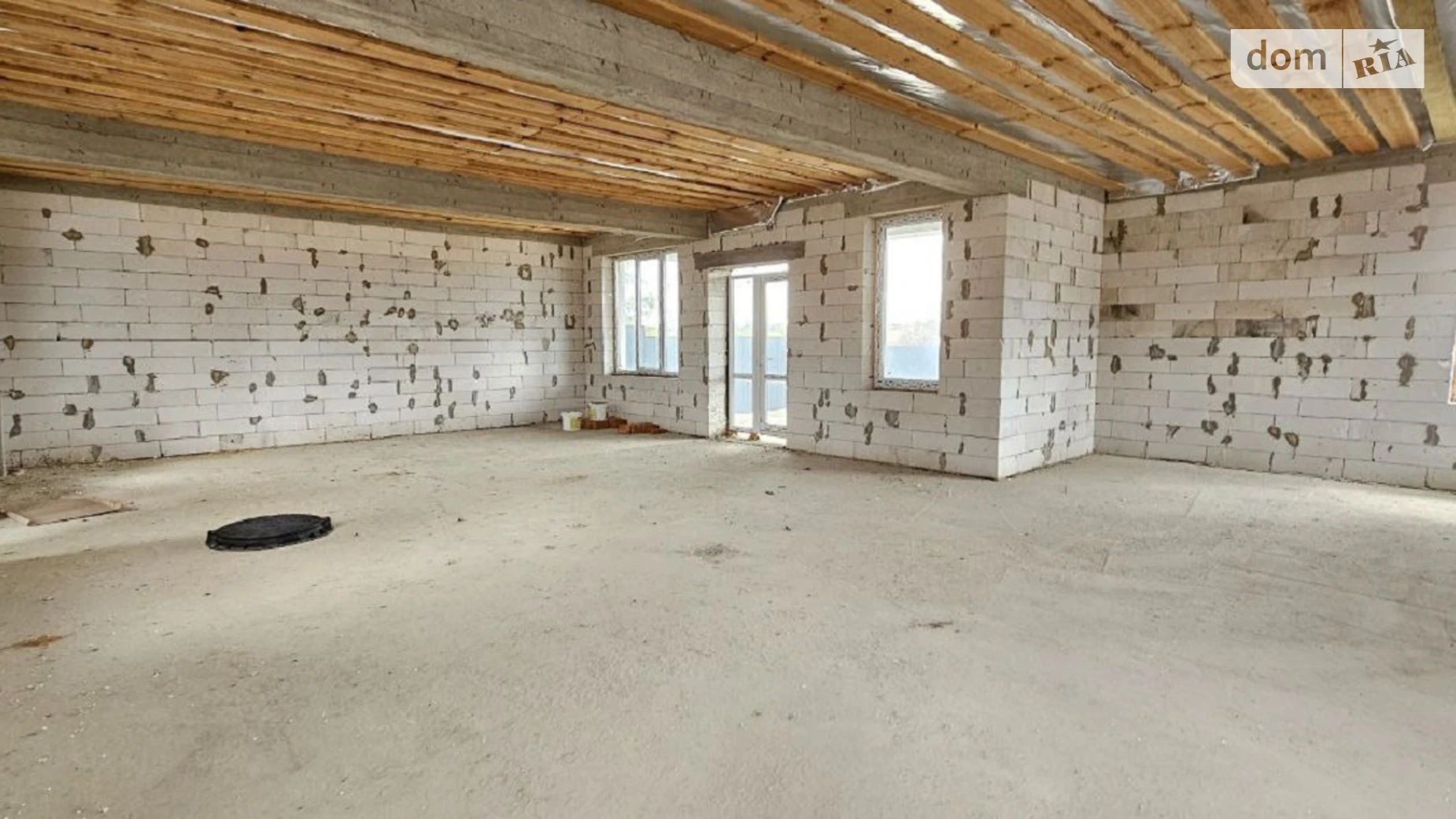 Продается одноэтажный дом 115 кв. м с камином, цена: 80000 $ - фото 2