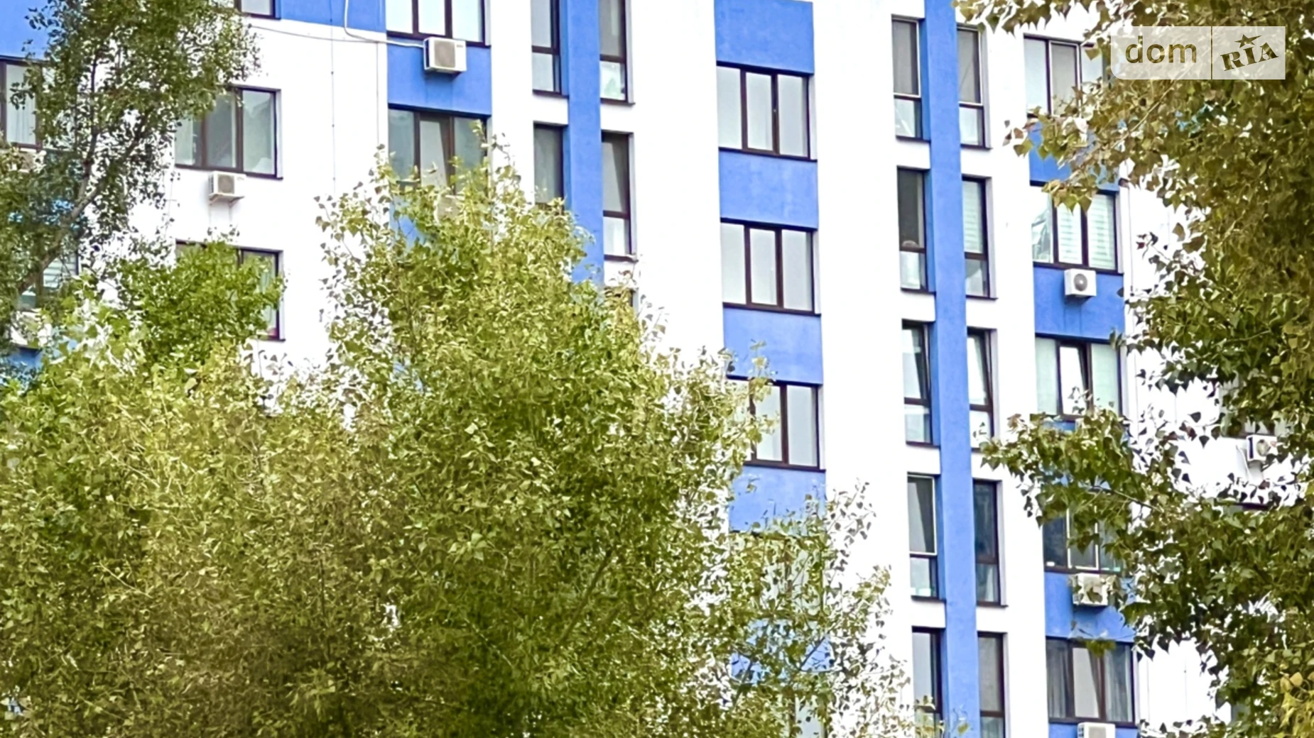 Сдается в аренду офис 92.5 кв. м в бизнес-центре, цена: 800 $ - фото 2