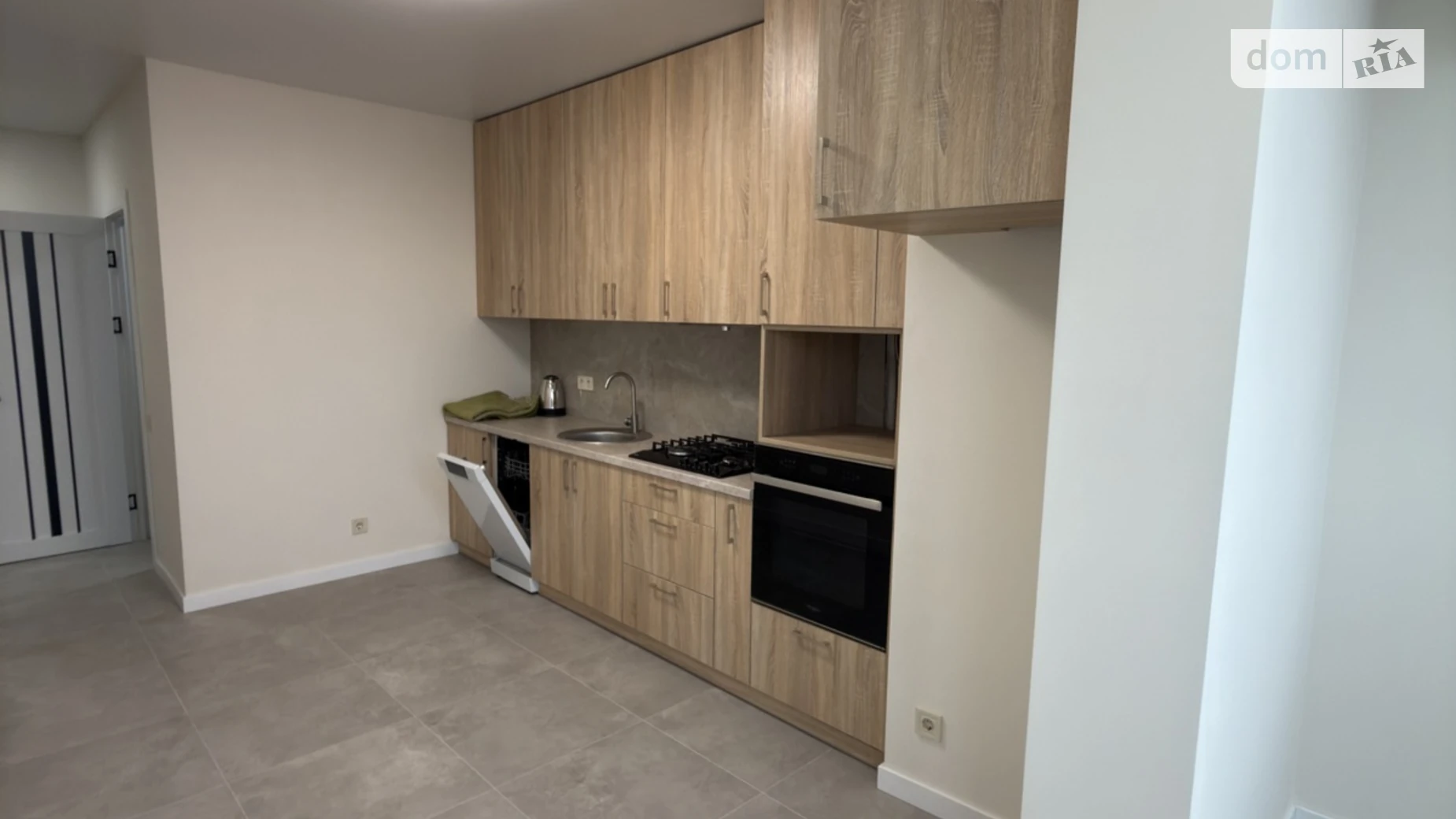 Сдается в аренду 1-комнатная квартира 41 кв. м в Львове, ул. Трускавецкая, 111 - фото 2