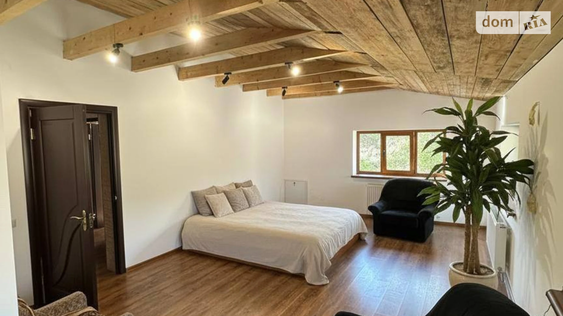 Сдается в аренду дом на 2 этажа 130 кв. м с балконом, цена: 1100 $ - фото 2