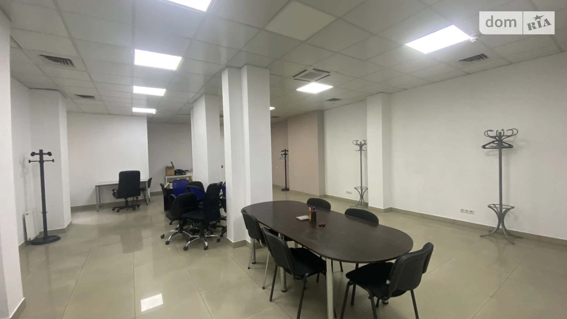 Продается офис 81 кв. м в бизнес-центре, цена: 180000 $ - фото 4