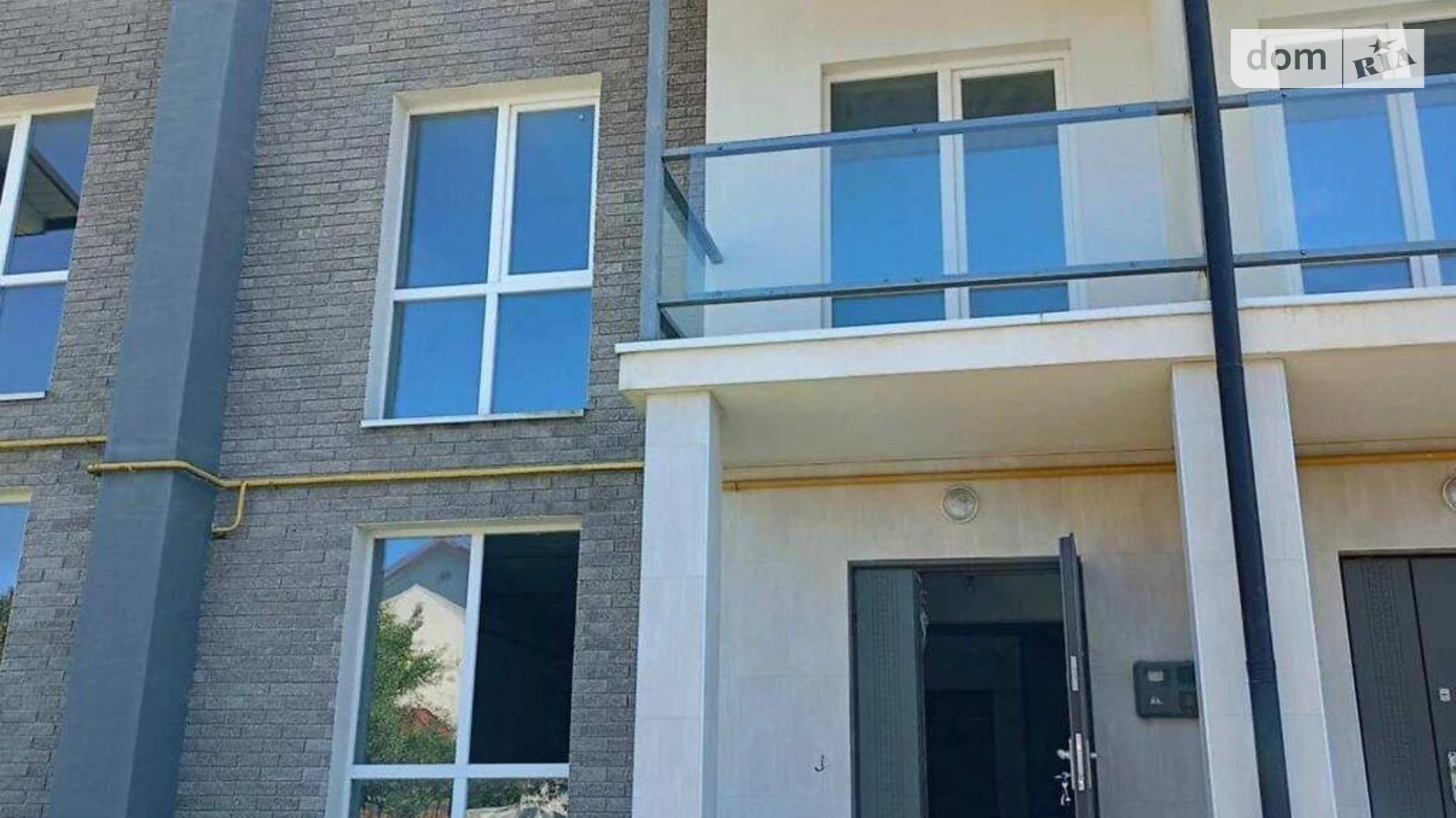Продается часть дома 88 кв. м с бассейном, цена: 69000 $ - фото 2