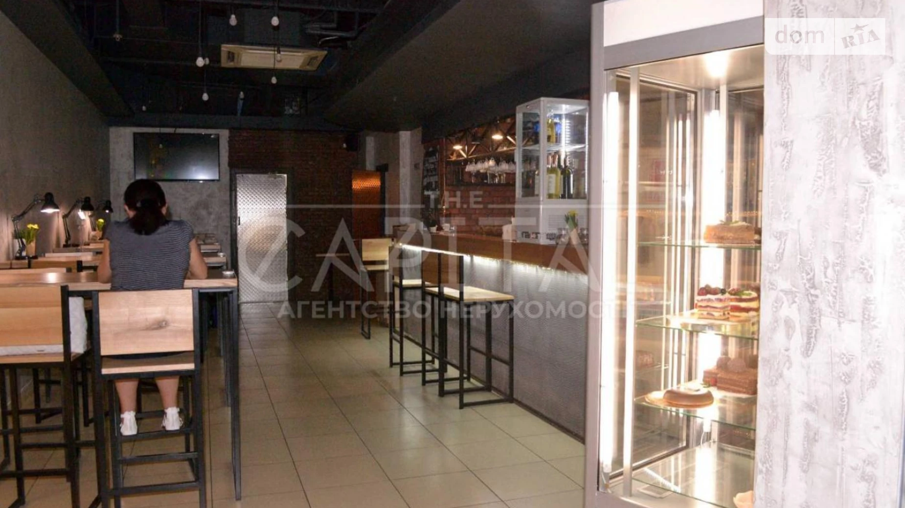 Сдается в аренду офис 130 кв. м в бизнес-центре, цена: 2770 $ - фото 2