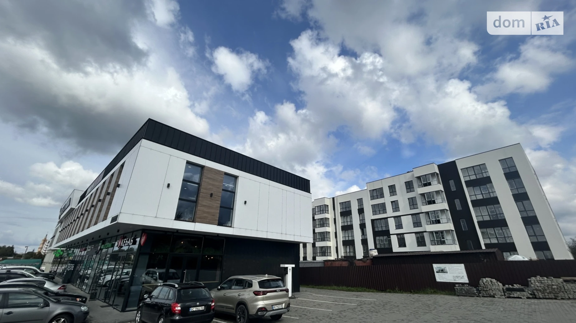 Продается 2-комнатная квартира 54 кв. м в Солонке, ул. Ивана Рубчака, 1 - фото 2