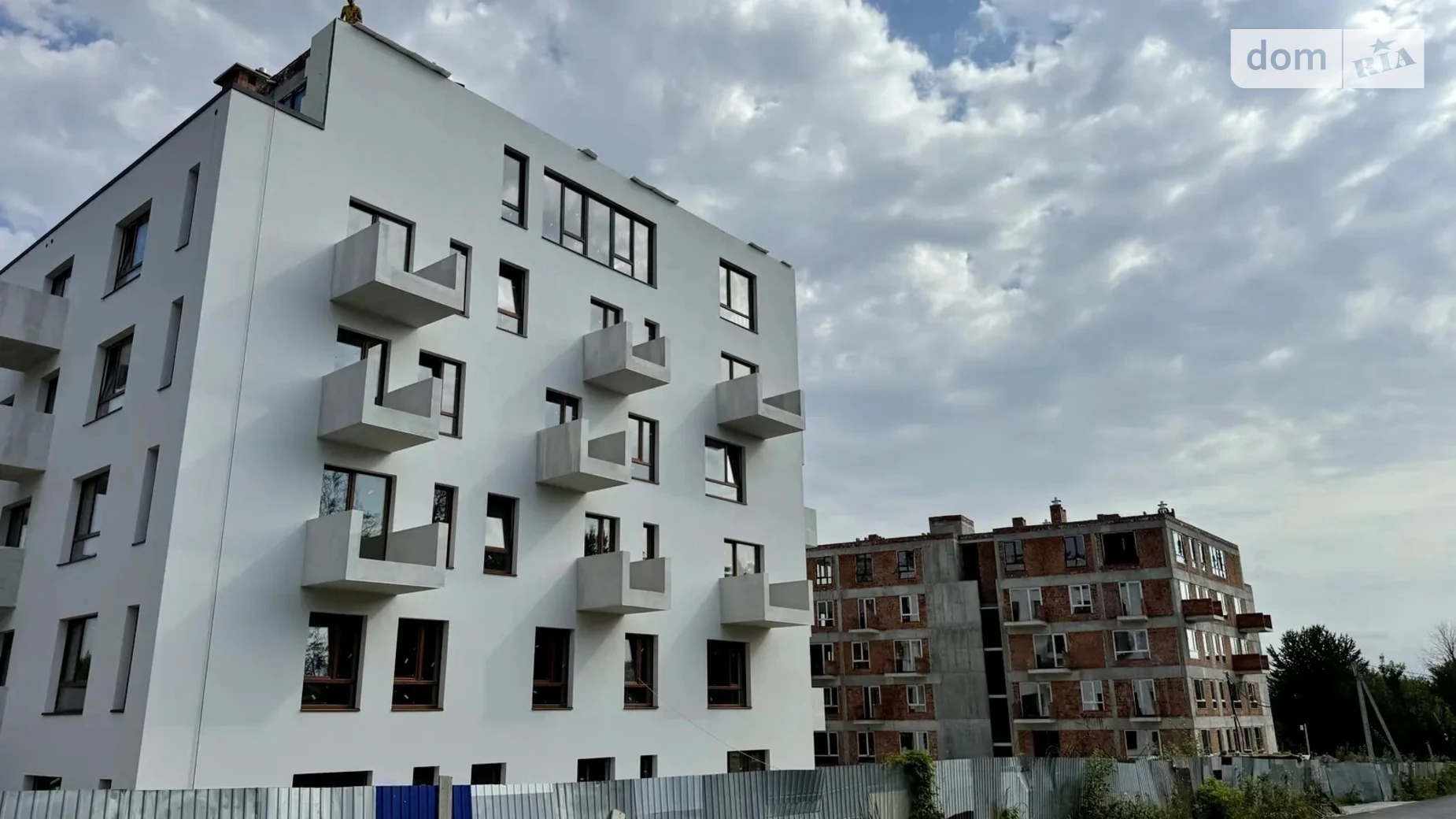 Продается 1-комнатная квартира 42.14 кв. м в Львове, цена: 44000 $ - фото 2