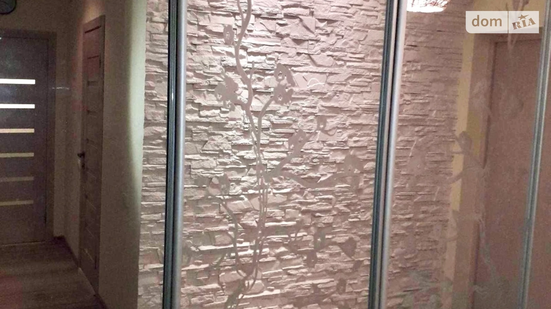 Продается 2-комнатная квартира 67.2 кв. м в Одессе, ул. Добровольцев(Маршала Говорова), 10/6 корпус 1 - фото 2