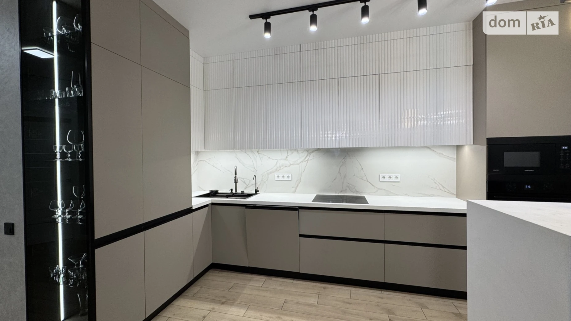 Продается дом на 2 этажа 120 кв. м с верандой, цена: 195000 $ - фото 3